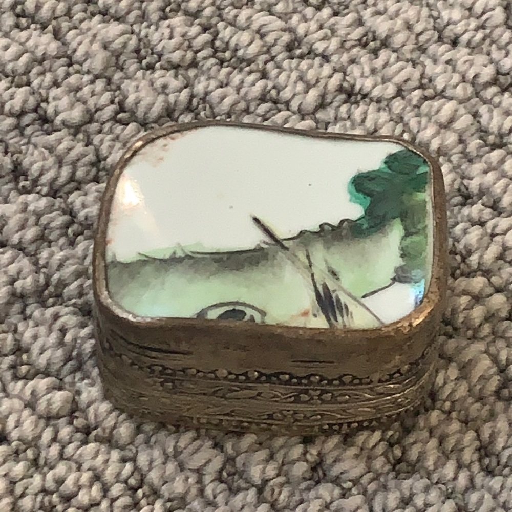 Chinese Porcelain Shard Box